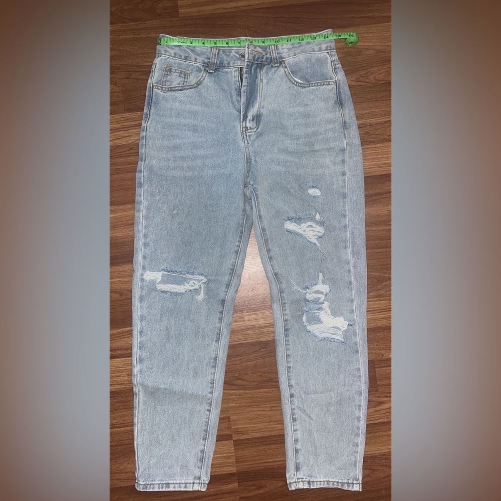 Women’s high waisted denim jeans